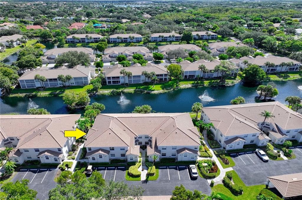 6804 Satinleaf Rd S 101, Naples, FL 34109-27