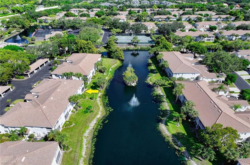 6804 Satinleaf Rd S 101, Naples, FL 34109-28