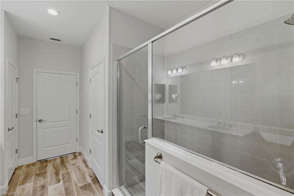 6947 Avalon Cir 1908, Naples, FL 34112-19