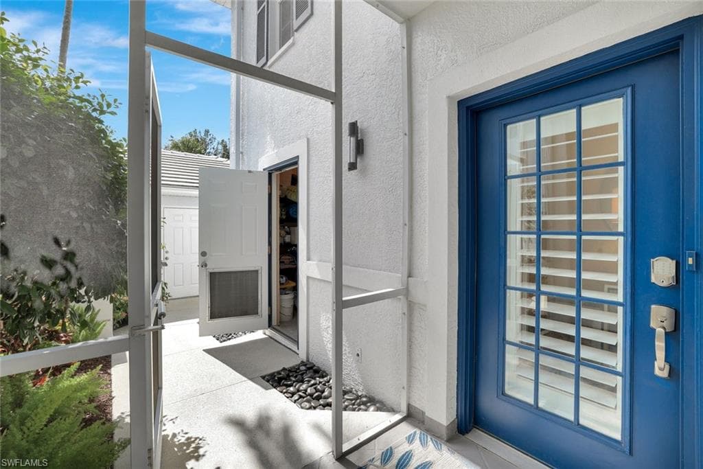 7087 Barrington Cir 101, Naples, FL 34108-10