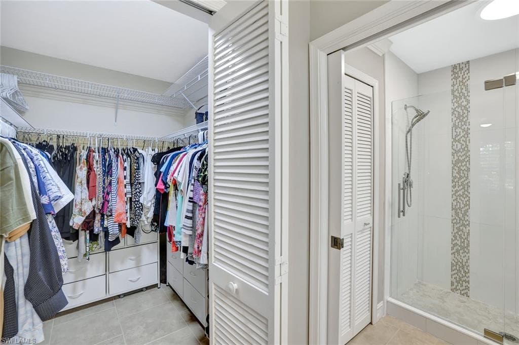 7087 Barrington Cir 101, Naples, FL 34108-20