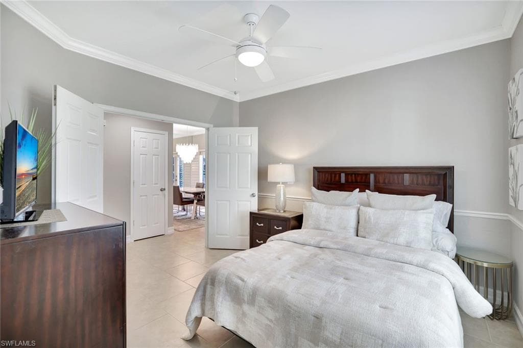 7087 Barrington Cir 101, Naples, FL 34108-24