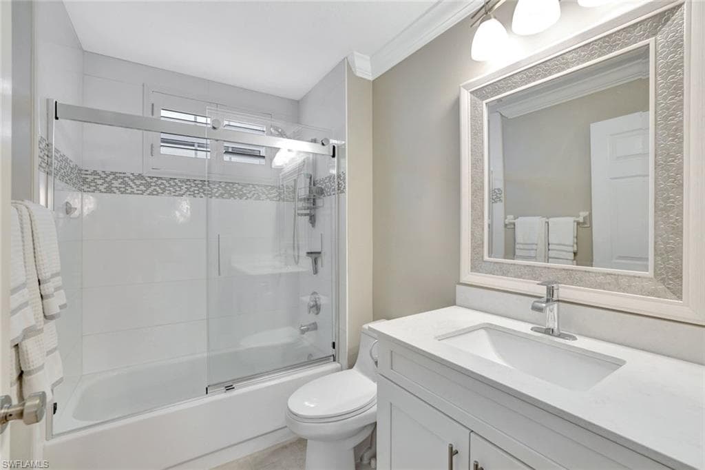 7087 Barrington Cir 101, Naples, FL 34108-25