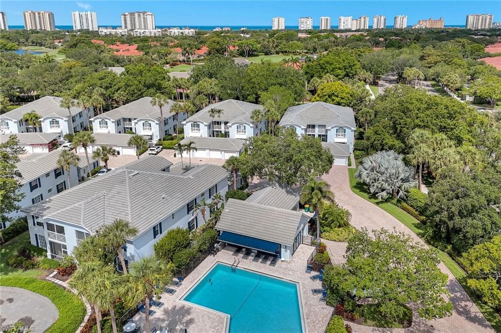 7087 Barrington Cir 101, Naples, FL 34108-38