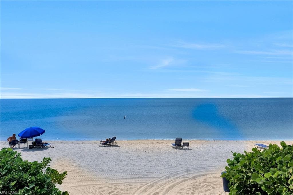 7087 Barrington Cir 101, Naples, FL 34108-47