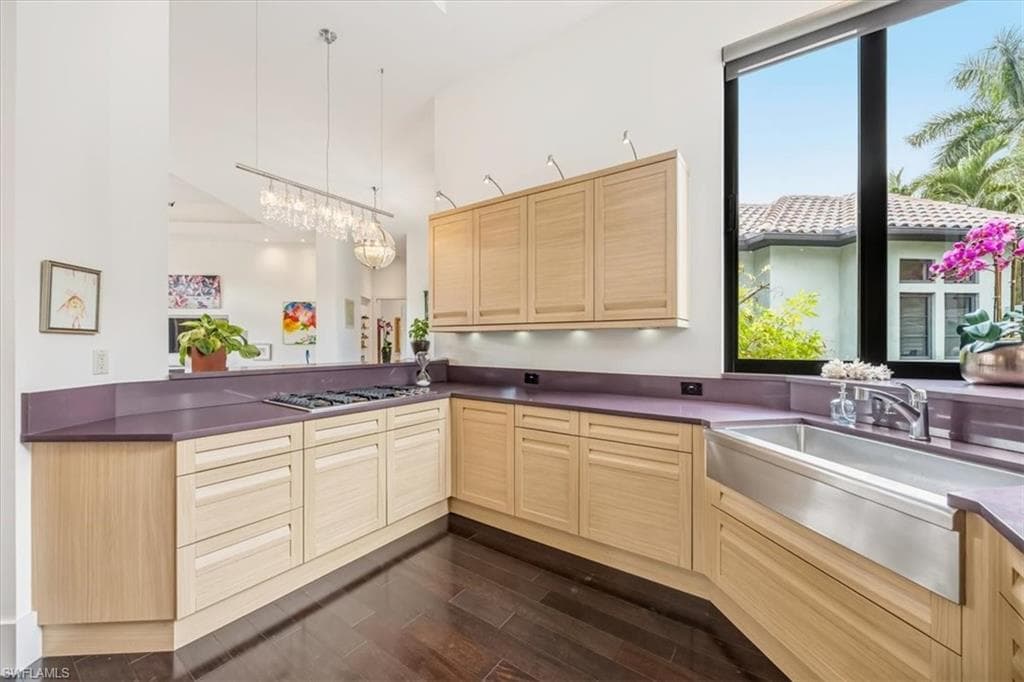 1150 Bald Eagle Dr 67, Naples, FL 34105-10