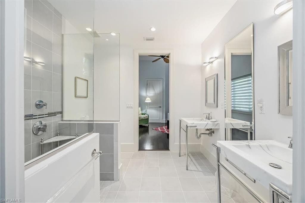 1150 Bald Eagle Dr 67, Naples, FL 34105-19