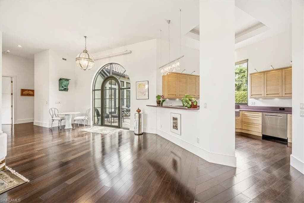 1150 Bald Eagle Dr 67, Naples, FL 34105-5