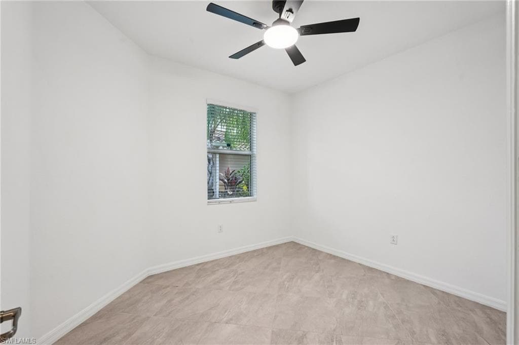 1751 Alameda Dr, Naples, FL 34120-8