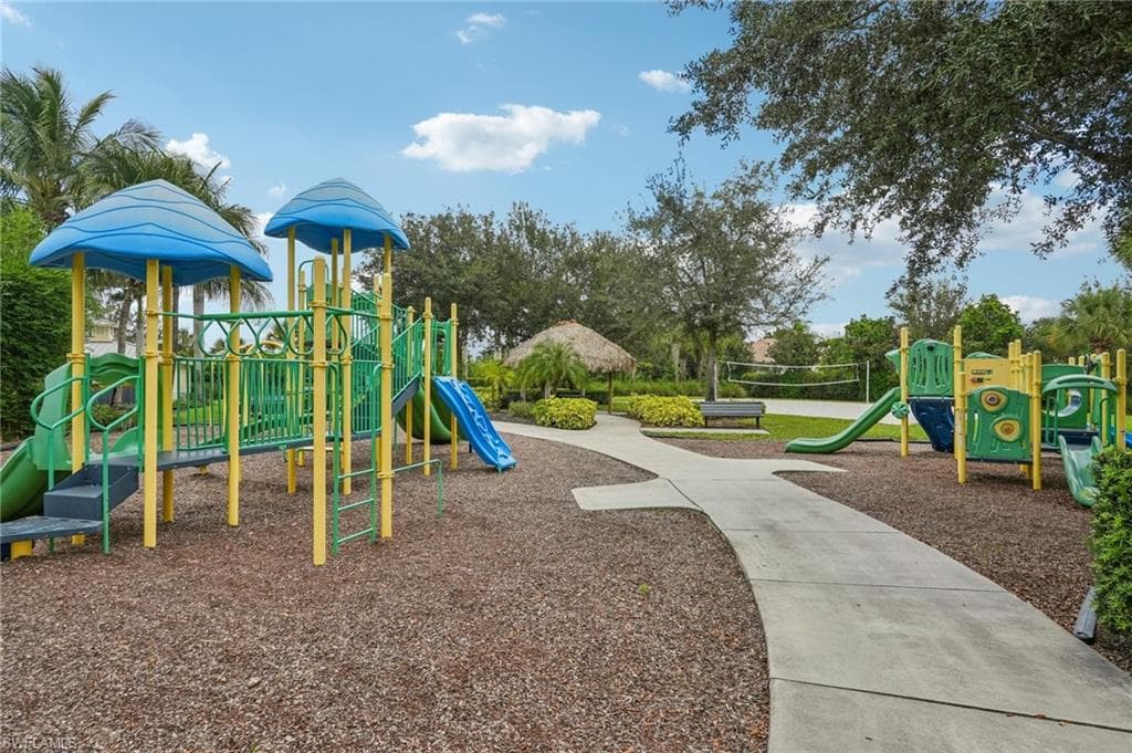 1751 Alameda Dr, Naples, FL 34120-27