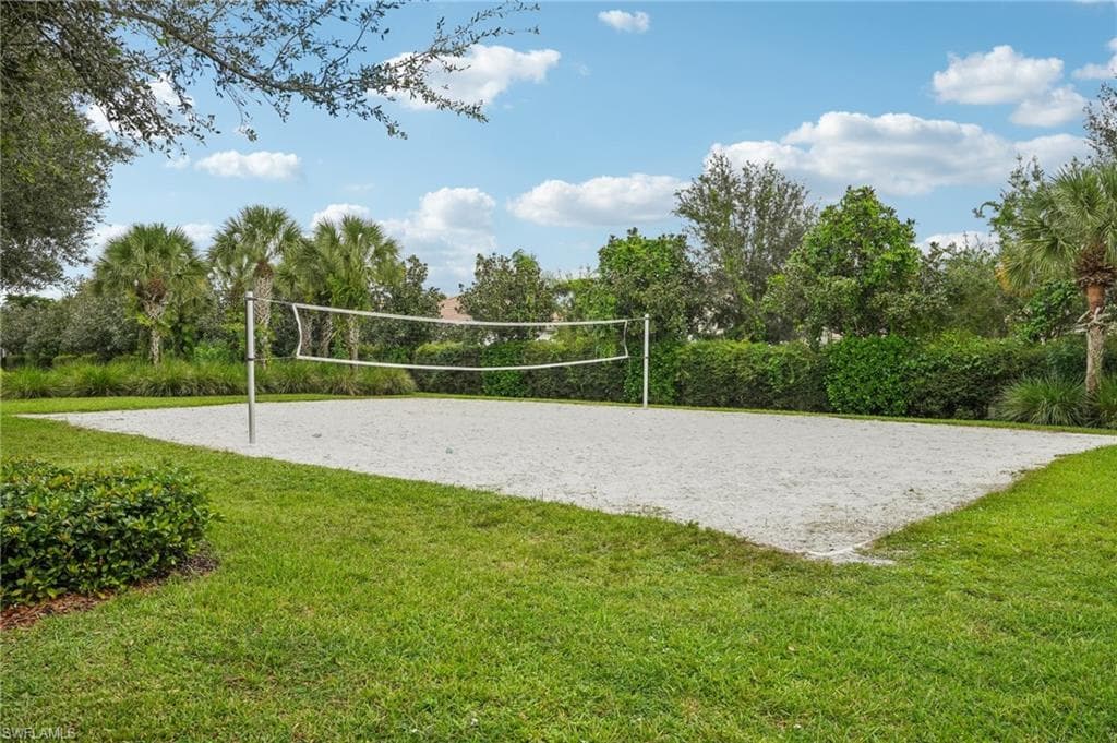 1751 Alameda Dr, Naples, FL 34120-28