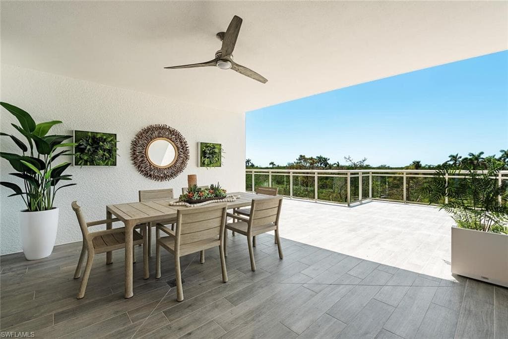 13945 Old Coast Rd 302, Naples, FL 34110-10