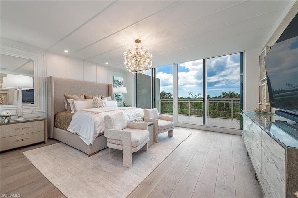 13945 Old Coast Rd 302, Naples, FL 34110-13