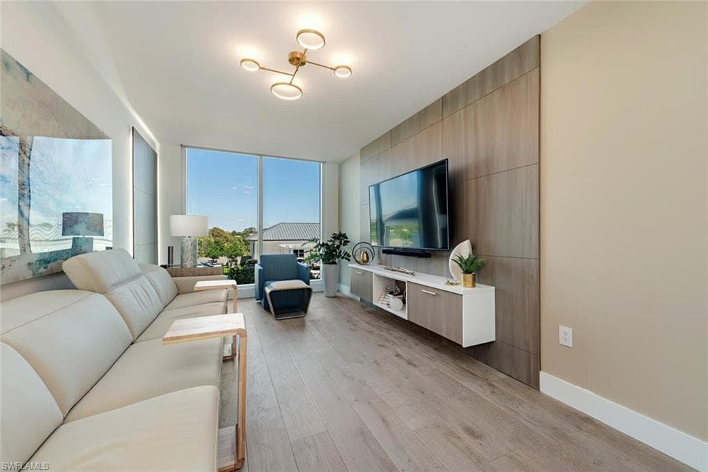 13945 Old Coast Rd 302, Naples, FL 34110-23