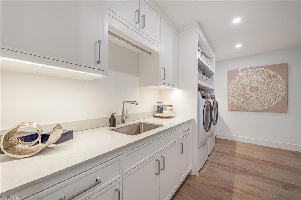 13945 Old Coast Rd 302, Naples, FL 34110-25