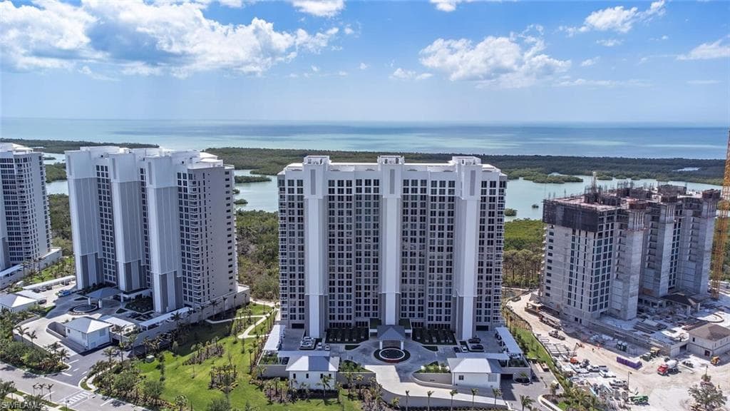 13945 Old Coast Rd 302, Naples, FL 34110-27