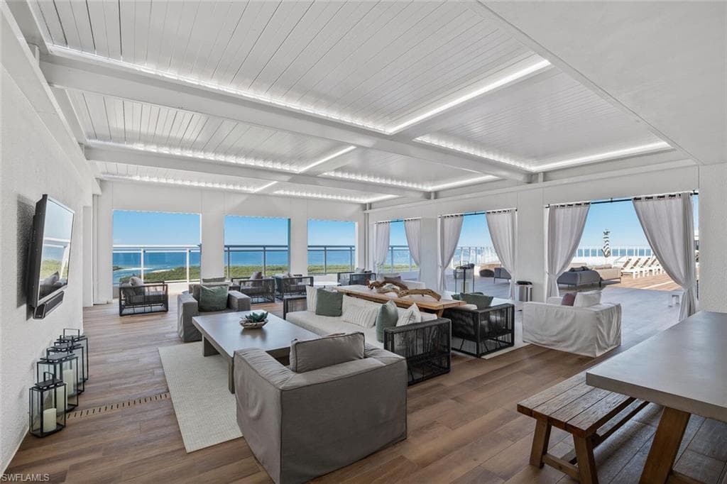 13945 Old Coast Rd 302, Naples, FL 34110-33