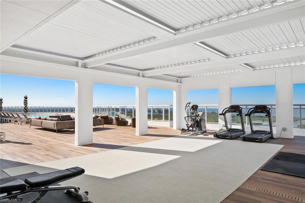 13945 Old Coast Rd 302, Naples, FL 34110-34