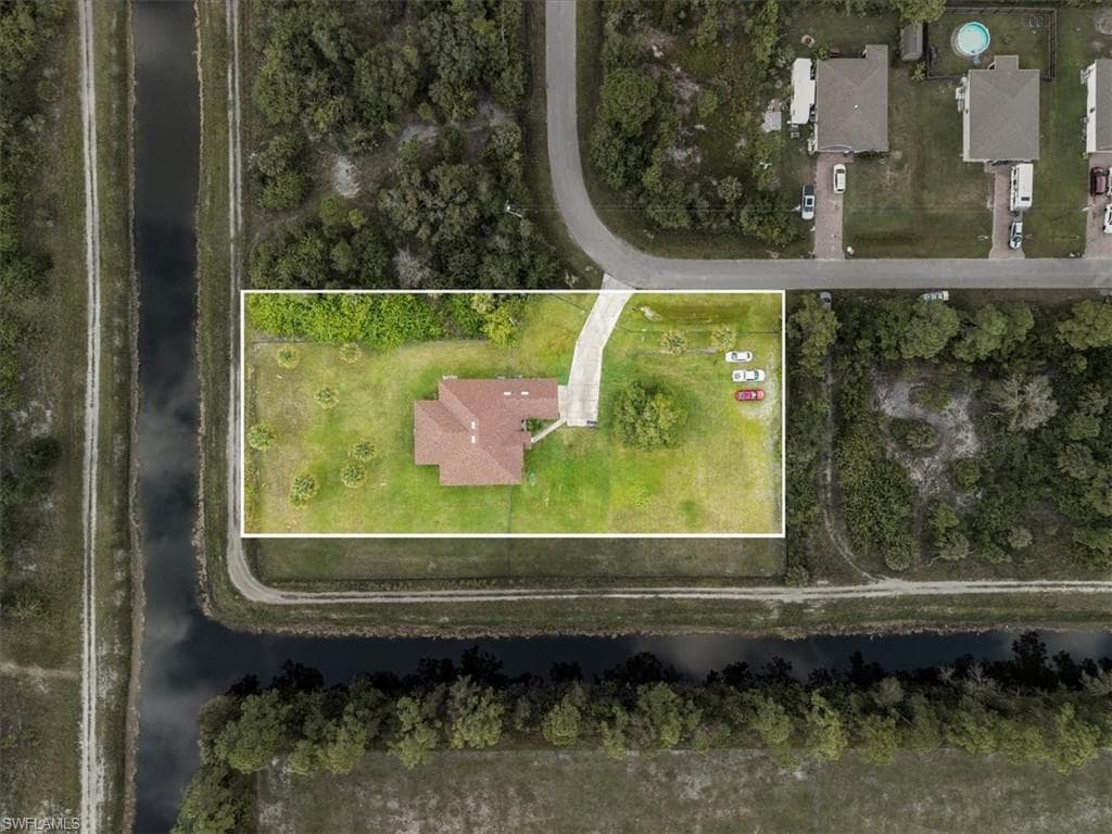 533 Willowbrook Dr, Lehigh Acres, FL 33972-18
