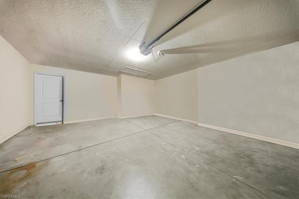 533 Willowbrook Dr, Lehigh Acres, FL 33972-45