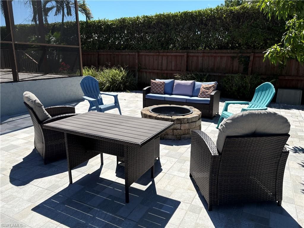 392 Yellowbird St, Marco Island, FL 34145-18