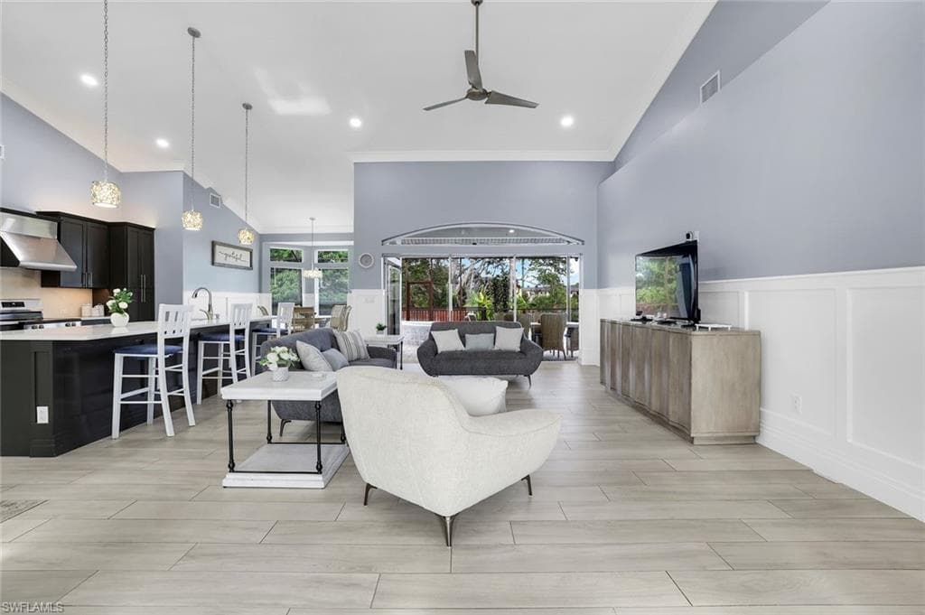 392 Yellowbird St, Marco Island, FL 34145-4