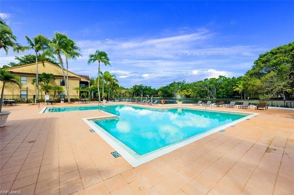 2142 Arbour Walk Cir 2616, Naples, FL 34109-6