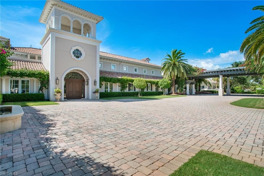 15547 Monterosso Ln 201, Naples, FL 34110-36