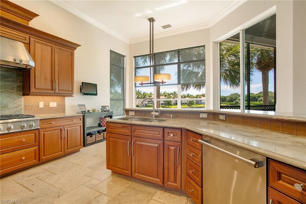 15547 Monterosso Ln 201, Naples, FL 34110-3