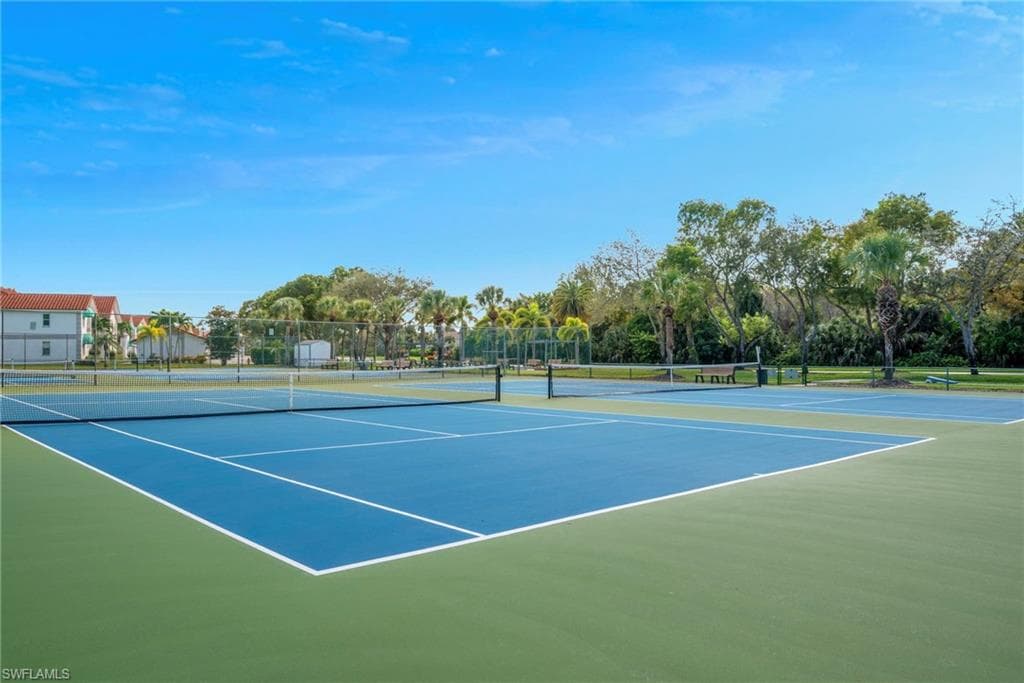 379 Gabriel Cir 2304, Naples, FL 34104-21