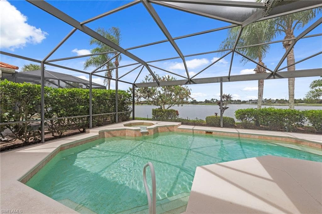 9281 Independence Way, Fort Myers, FL 33913-25