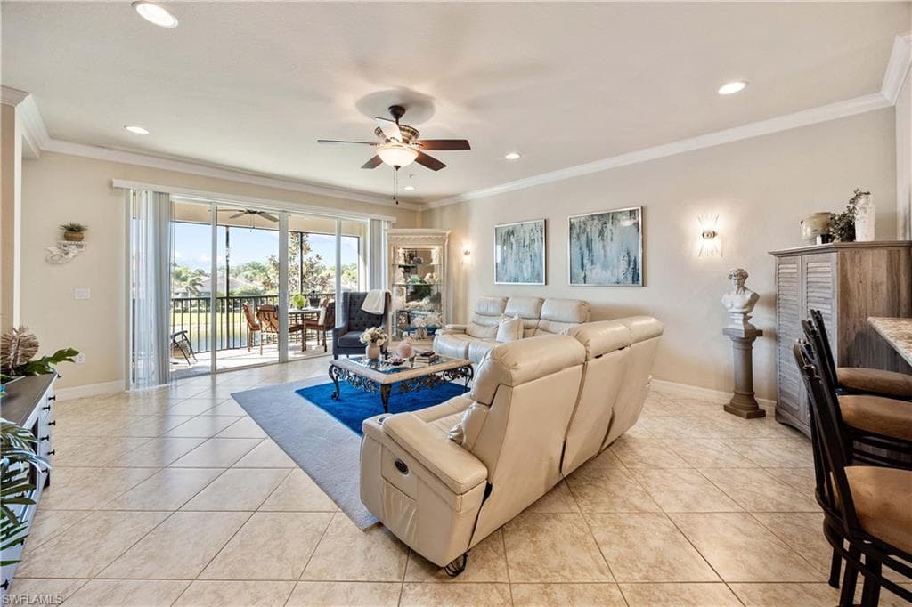 6548 Monterey Pt 202, Naples, FL 34105-13