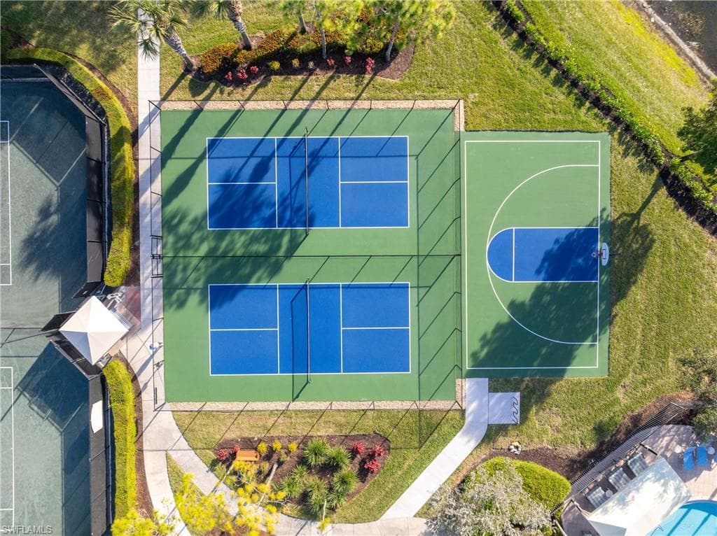 6548 Monterey Pt 202, Naples, FL 34105-46