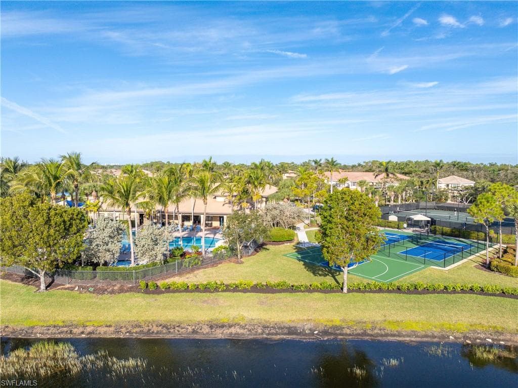 6548 Monterey Pt 202, Naples, FL 34105-47