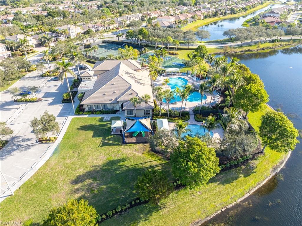 6548 Monterey Pt 202, Naples, FL 34105-50