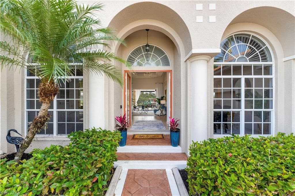 15860 Catalpa Cove Dr, Fort Myers, FL 33908-9