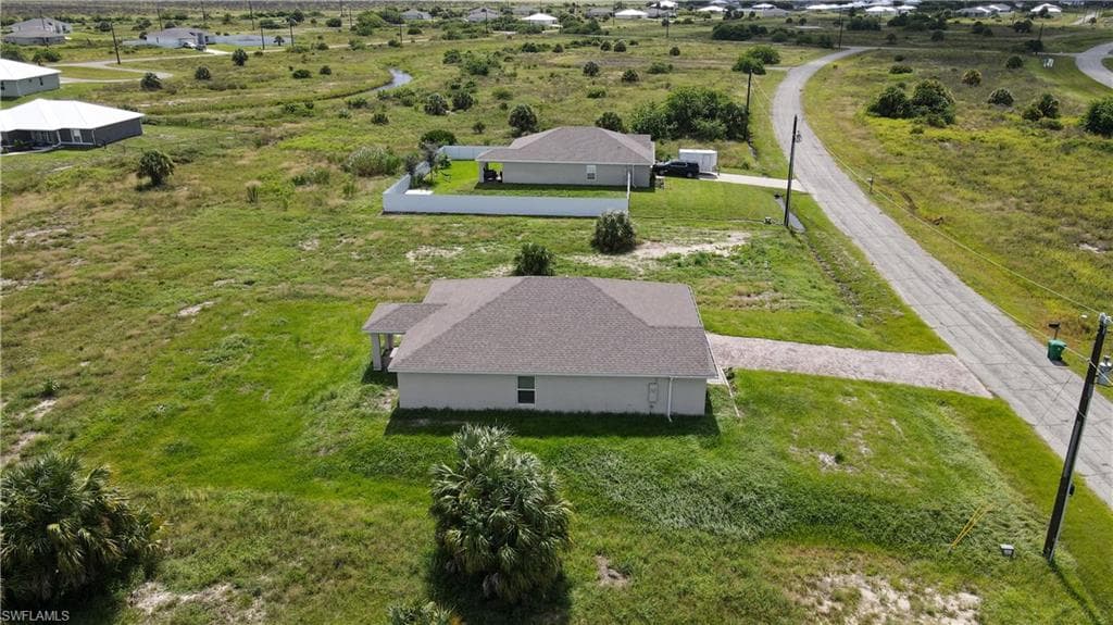 405 Lupe St, Labelle, FL 33935-33