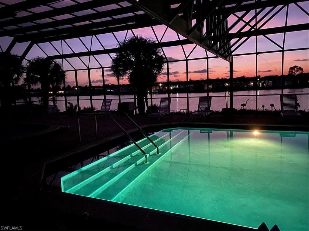 37 Bass Ln, Naples, FL 34114-2