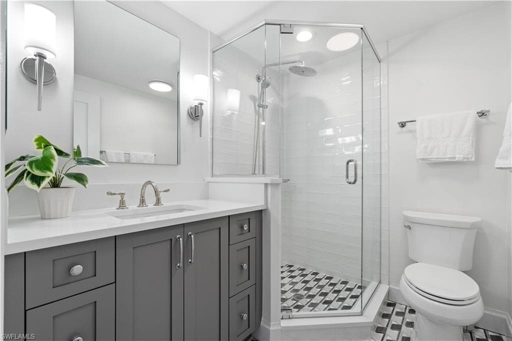 260 Barefoot Beach Blvd 204, Bonita Springs, FL 34134-25