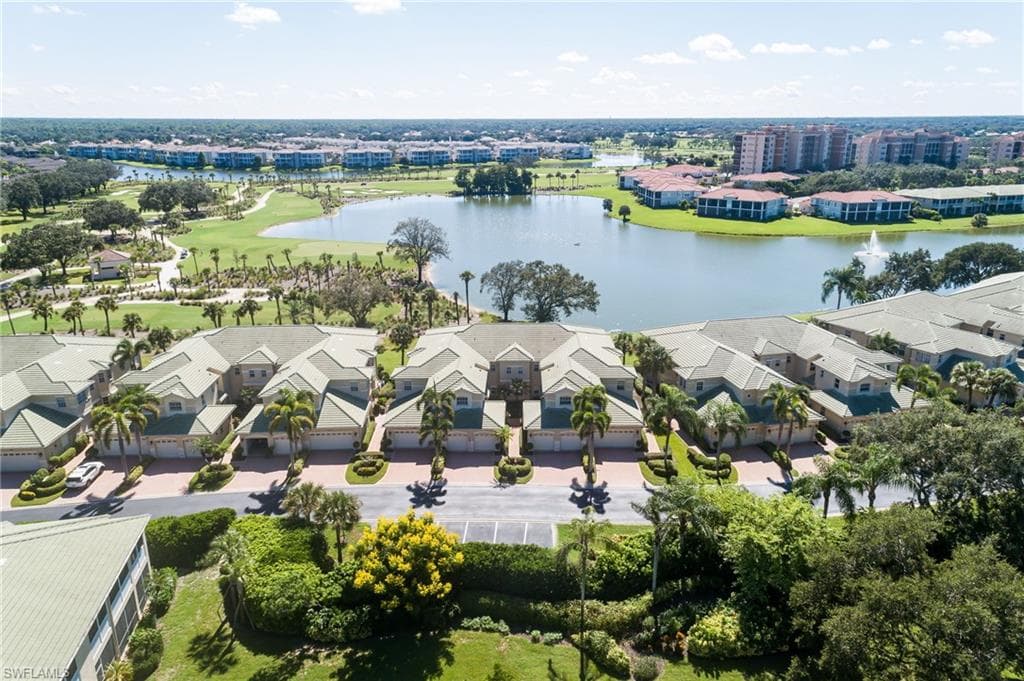 673 Vintage Reserve Cir 11c, Naples, FL 34119-27