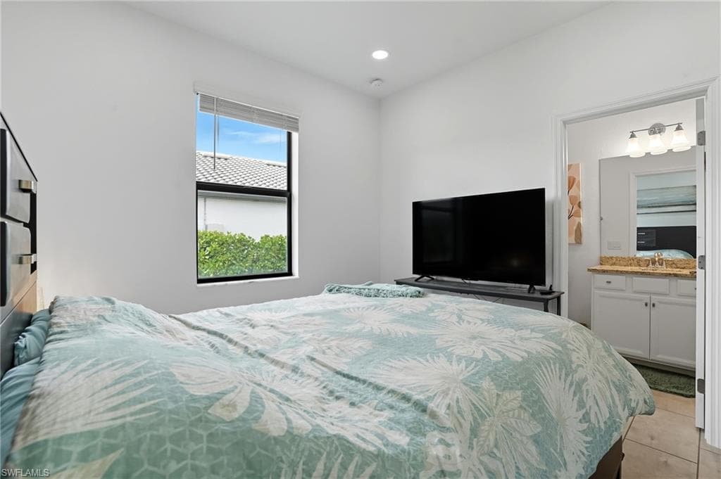 11550 Shady Palm Way, Fort Myers, FL 33913-24