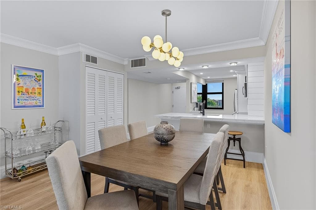 260 Seaview Ct 601, Marco Island, FL 34145-8