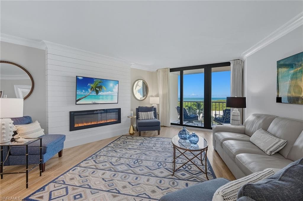 260 Seaview Ct 601, Marco Island, FL 34145-9