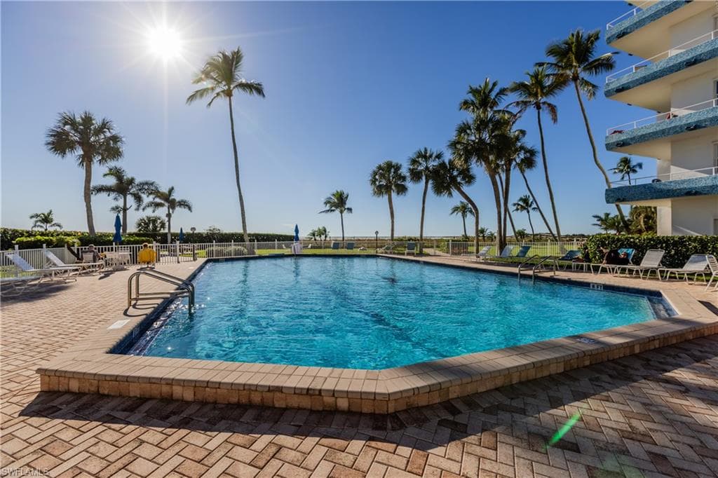 220 Seaview Ct 504, Marco Island, FL 34145-18