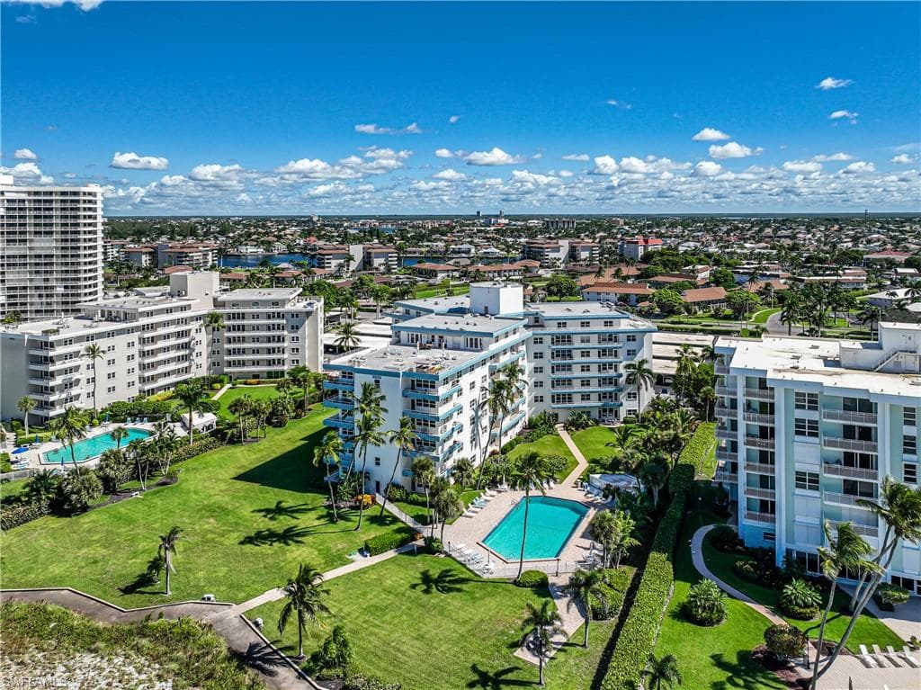 220 Seaview Ct 504, Marco Island, FL 34145-32