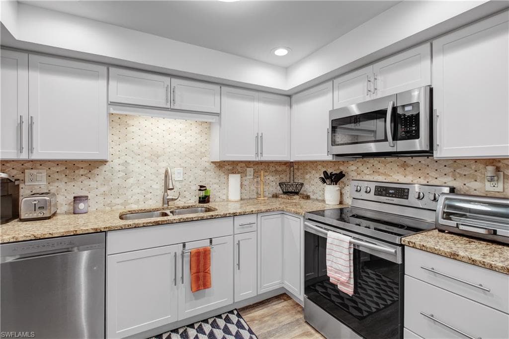 220 Seaview Ct 504, Marco Island, FL 34145-5