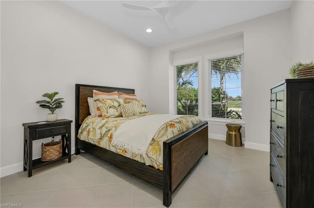 6277 Antigua Way, Naples, FL 34113-13