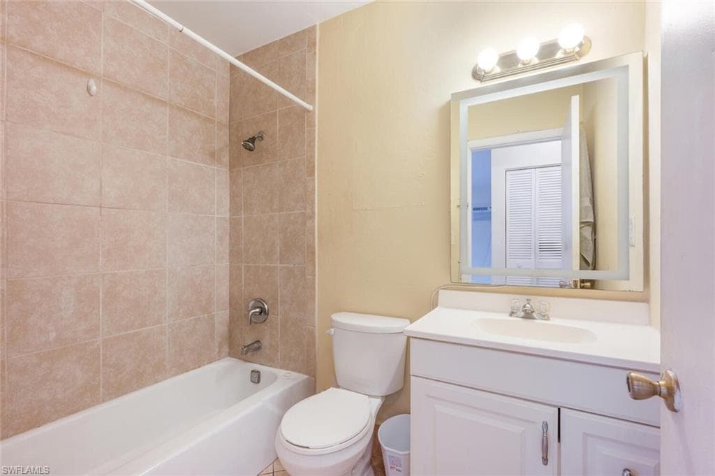 1062 Hartley Ave 110, Marco Island, FL 34145-11