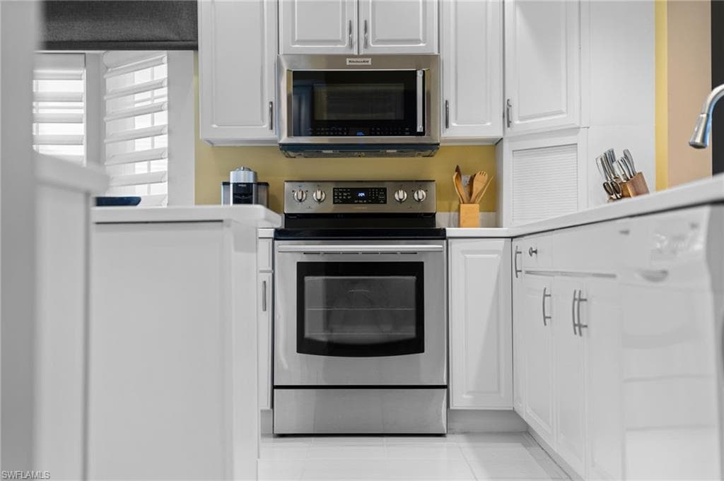 8480 Mystic Greens Way 803, Naples, FL 34113-32