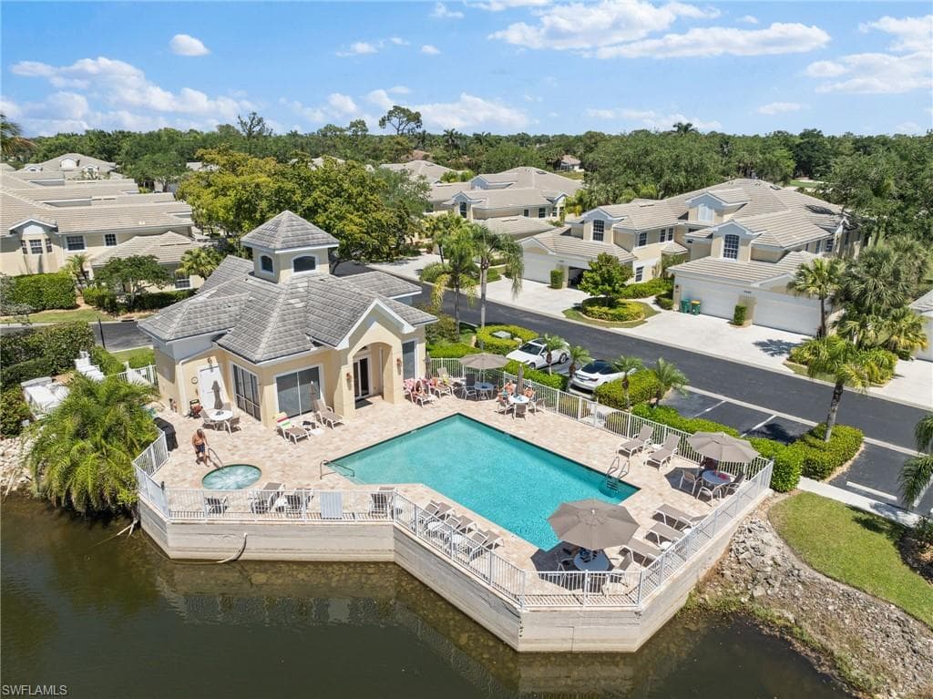 8480 Mystic Greens Way 803, Naples, FL 34113-43